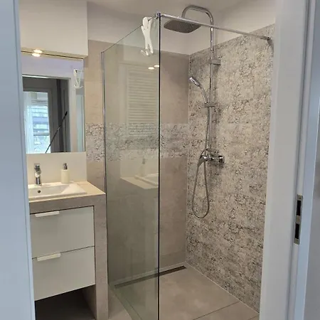 شقة Z Widokiem Na Sky Tower *