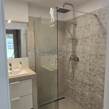 Z Widokiem Na Sky Tower شقة *