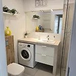 Z Widokiem Na Sky Tower Apartment